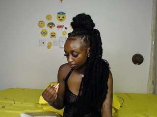 emilyvella Live Webcam on CamSoda