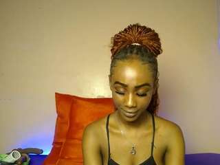 linasonia Live Webcam on CamSoda