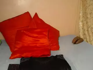LINA's Live Sex Cam Show
