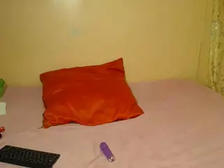 LINA's Live Sex Cam Show