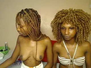 LINA's Live Sex Cam Show