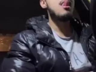 mosmar20's Live Sex Cam Show