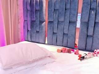 samanthaagil's CamSoda show and profile