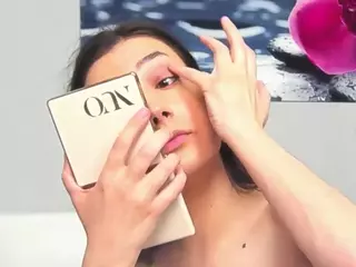 JuliaHunts's Live Sex Cam Show