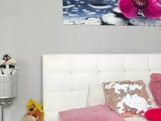 JuliaHunts's Live Sex Cam Show