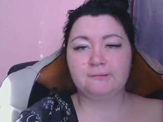 medjik-lool's CamSoda show and profile