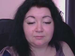 medjik-lool's CamSoda show and profile
