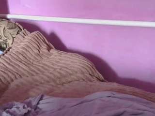 medjik-lool Live Webcam on CamSoda