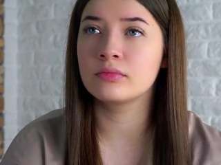 Goal: queen tepmt you by booty o_o let