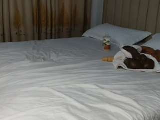 Live webcam model darkpearl8 on Soda Cams