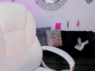 laylaa-breezee chat room