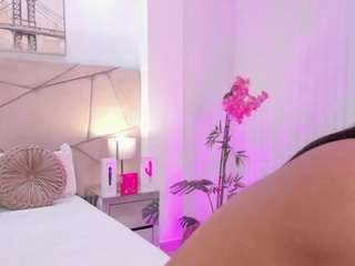 laylaa-breezee webcam