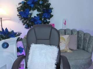 laylaa-breezee Live Webcam on CamSoda