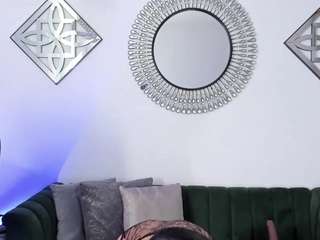 laylaa-breezee webcam