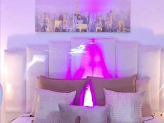 laylaa-breezee webcam