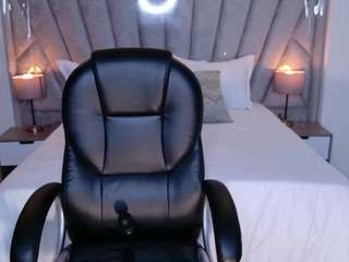 laylaa-breezee Live Webcam on CamSoda