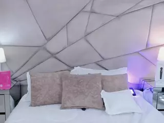Laylaa-Breezee's Live Sex Cam Show
