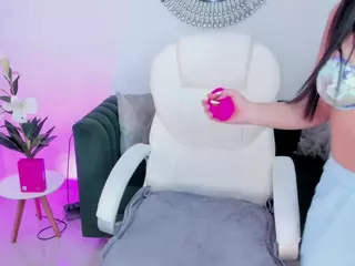Laylaa-Breezee's Live Sex Cam Show
