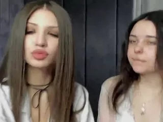 Jennie - Raichel's Live Sex Cam Show