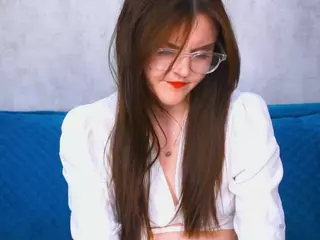 udelabirchfield's Live Sex Cam Show