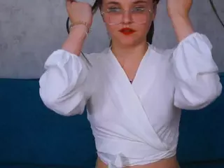 udelabirchfield's Live Sex Cam Show