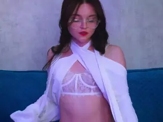 udelabirchfield's Live Sex Cam Show