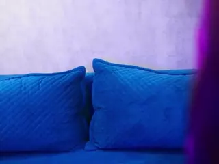 udelabirchfield's Live Sex Cam Show