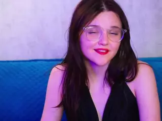 udelabirchfield's Live Sex Cam Show