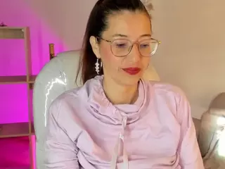 Antonellaa-3's Live Sex Cam Show