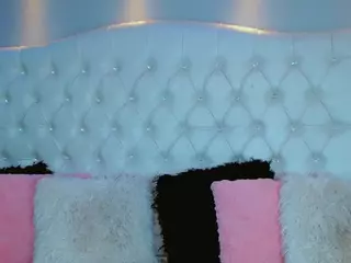 CamiiGarcia's Live Sex Cam Show