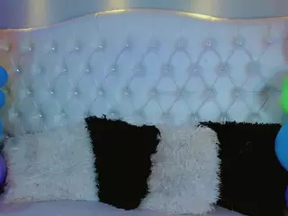 CamiiGarcia's Live Sex Cam Show