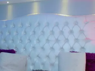 CamiiGarcia's Live Sex Cam Show