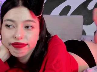 cloverbancroft's CamSoda show and profile