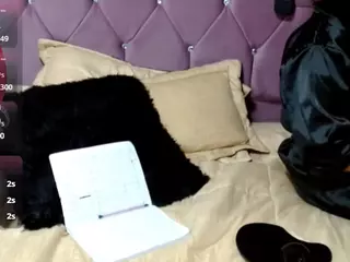 Yina's Live Sex Cam Show