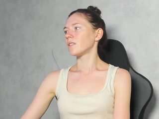 jill-curry's CamSoda show and profile