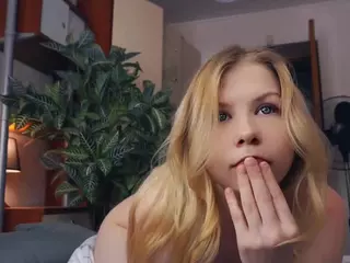 Tate's Live Sex Cam Show