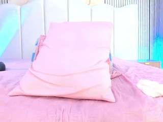 sacha-malala's CamSoda show and profile