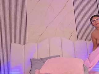 sacha-malala live webcam show