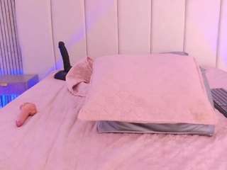 sacha-malala live cam preview