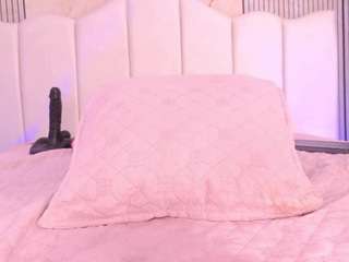 sacha-malala live cam preview