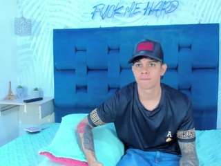 Alex-and-ricardo's cam show statistics and live stream