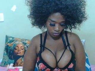 BigKnockers40DD