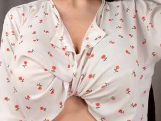 elvinaclagg Live Webcam on CamSoda