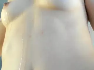 ElvinaClagg's Live Sex Cam Show