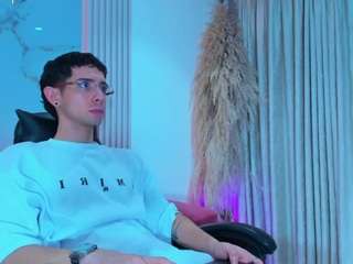  liiamhudson chat room