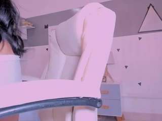 tiana-glowxxx Live Webcam on CamSoda