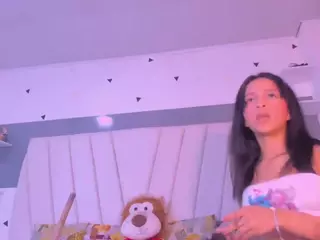Tiana-Glowxxx's Live Sex Cam Show