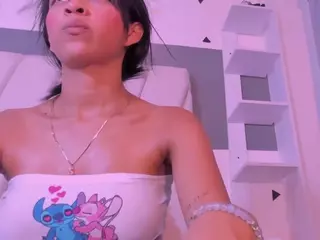 Tiana-Glowxxx's Live Sex Cam Show
