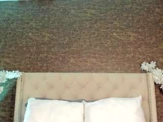 alison-mooon webcam model
