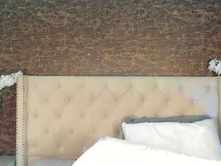  alison-mooon chat room